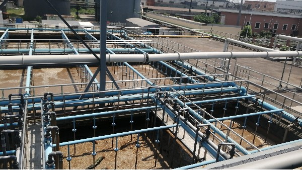 污泥濃度對(duì)膜生物反應(yīng)器有什么影響? mbr簾式膜