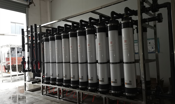 超濾設備.jpg 超濾設備.jpg