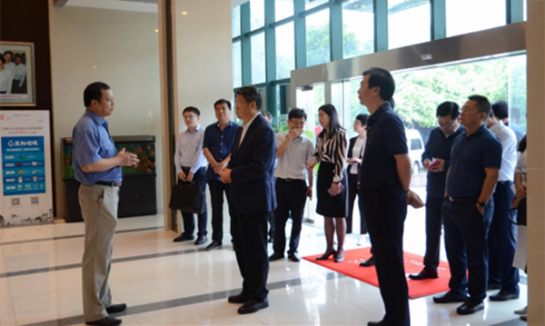 領導視察蘇凈 領導視察蘇凈